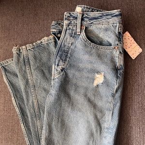 Free people jeans, never worn.